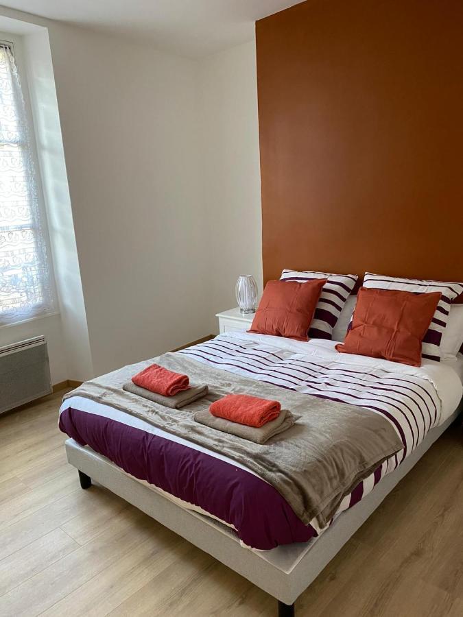 Grand F4 De 71M2 Pour 6 Personnes En Plein Centre Ville 아르파종 외부 사진